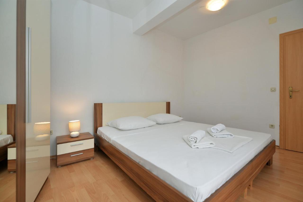 Apartmani Vedrana, Murter Eksteriør bilde