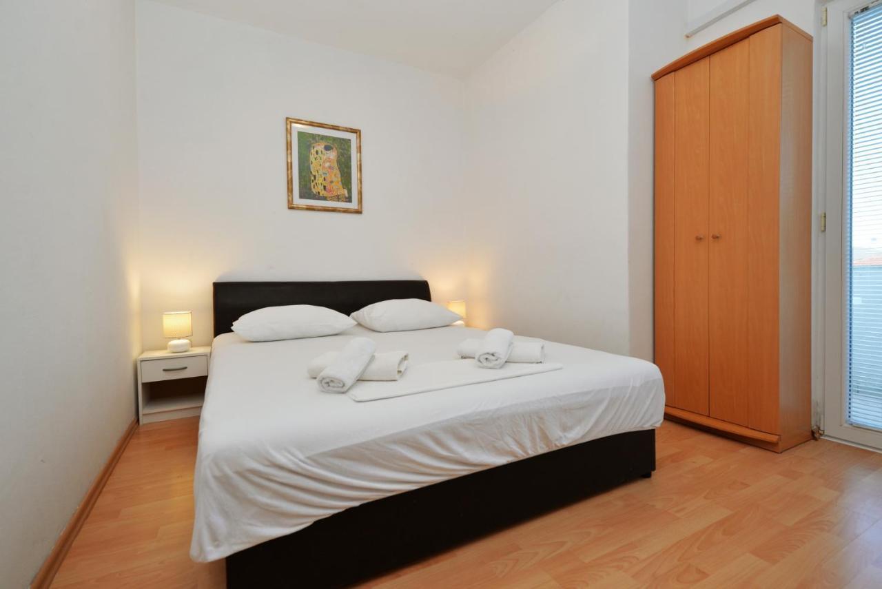 Apartmani Vedrana, Murter Eksteriør bilde