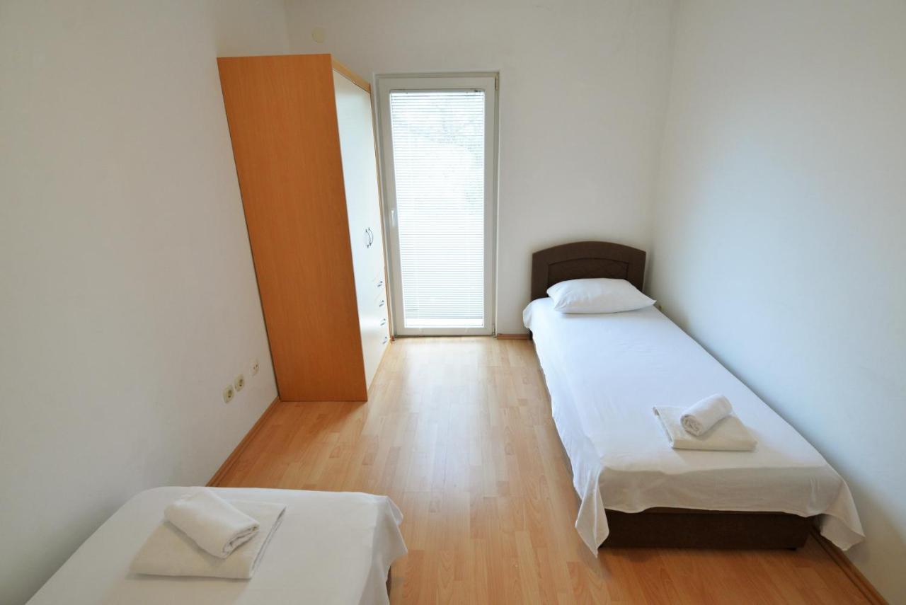 Apartmani Vedrana, Murter Eksteriør bilde