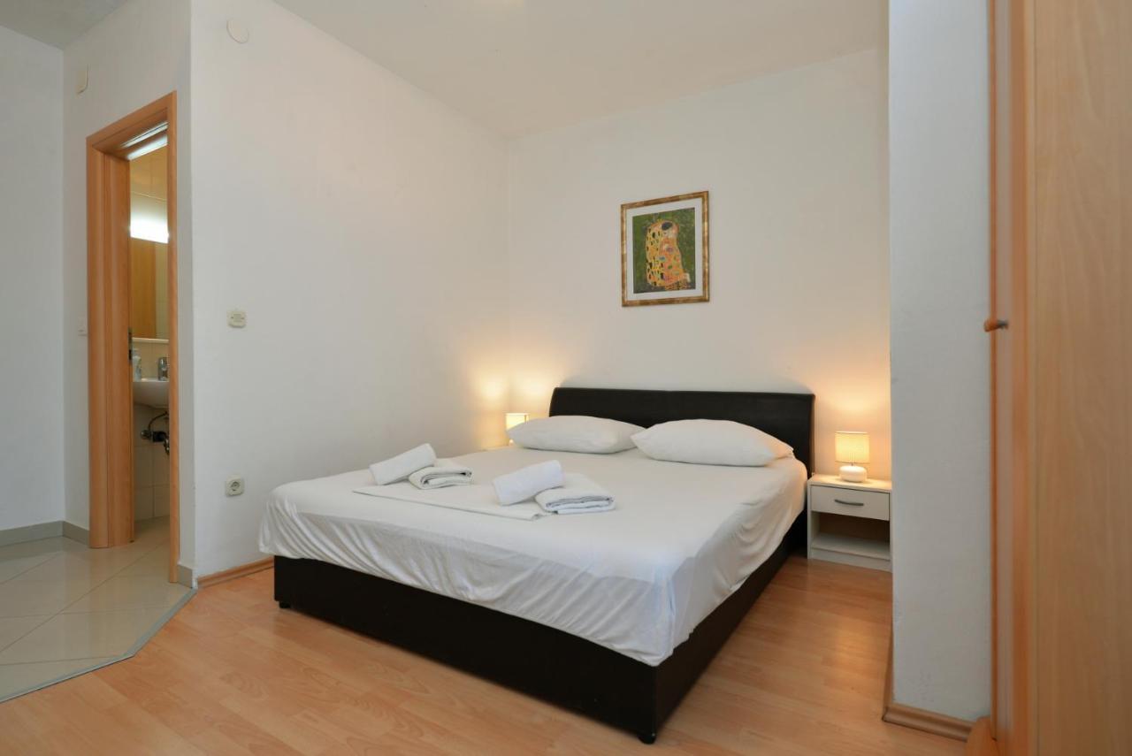 Apartmani Vedrana, Murter Eksteriør bilde